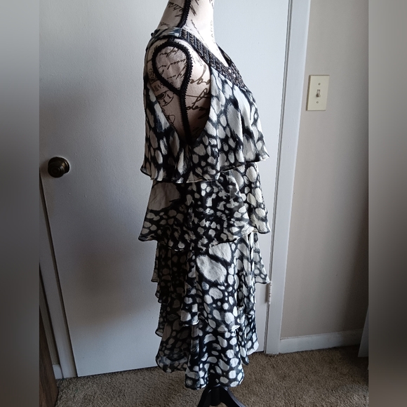 Sandra Darren Black and White Patterned Midi Dress - Picture 3 of 6